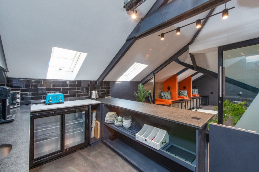 To Let commercial Property for Rent in Buitenverwagting Western Cape